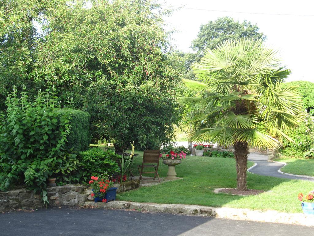 Chambres D'Hotes La Pinderie Val-Couesnon Exterior photo