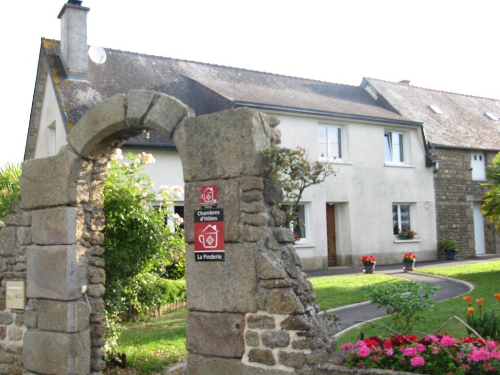 Chambres D'Hotes La Pinderie Val-Couesnon Exterior photo