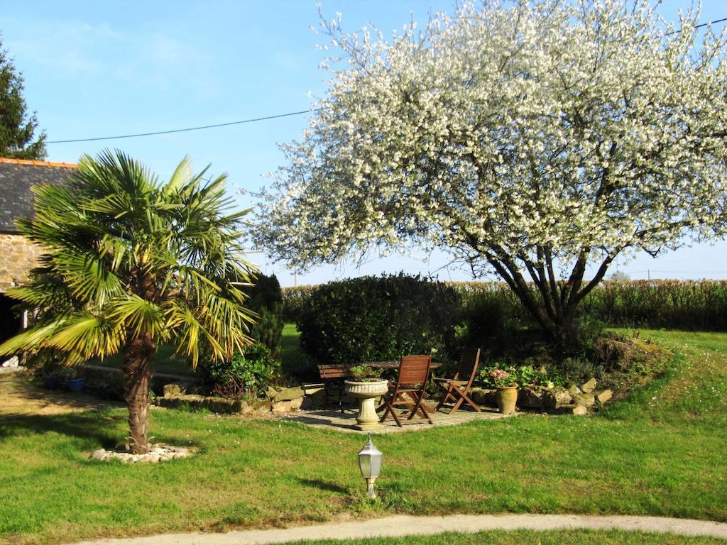 Chambres D'Hotes La Pinderie Val-Couesnon Exterior photo